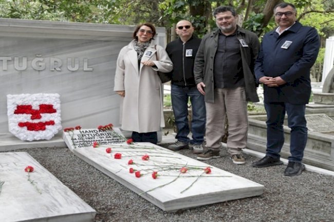 MUHSİN ERTUĞRUL KABRİ BAŞINDA ANILDI 