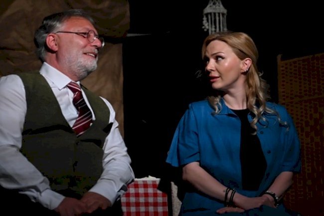 “HİKÂYEDE ADI GEÇEN ŞAİR BENİM” PRÖMİYERİNDE DUYGULARIN SENFONİSİ