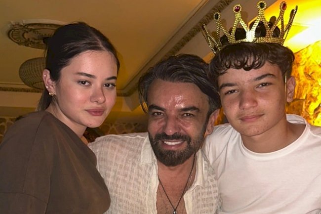 Mutlu Genç Yeni Yaşını Kutladı Sürpriz Doğum Günü Buluşması