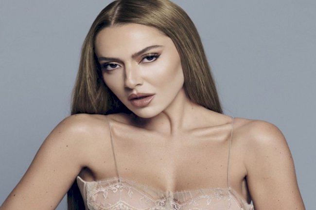 Hadise’den Güçlü Bir Akustik Atılım