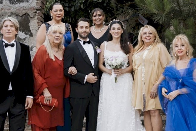 Oyuncu Sitare Akbaş, hayatını meslektaşı Cengiz Orhonlu ile birleştirerek evlendi