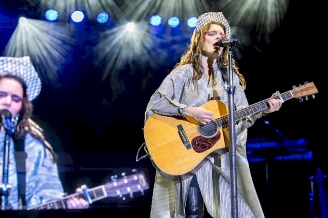 Nil Karaibrahimgil’den Ankara Oran Açıkhava’da Yıldız Gibi Parlayan Gece