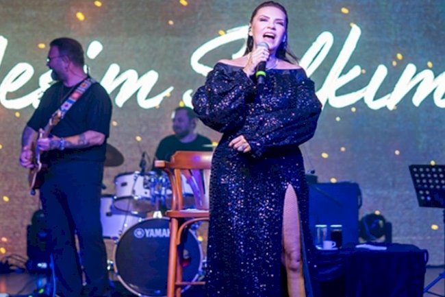 Yeşim Salkım’dan Unutulmaz Performans