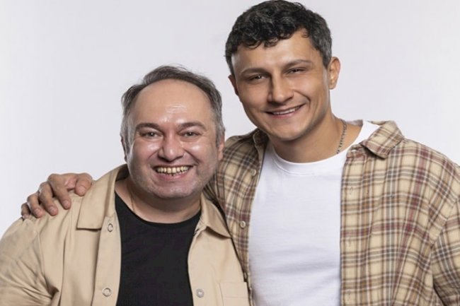 ‘Uzak Şehir’in Şahin’i Alper Çanyaka, ‘Hakan Gence ile Sıkı Muhabbet’e konuk oldu.