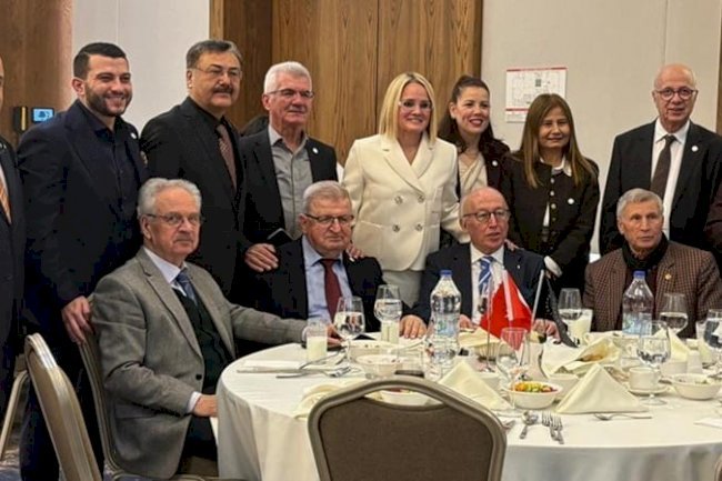 MADOST ‘Sevgi ve Dostluk Buluşmasında Ertuğrul Günay'ı Manisa’da Ağırladı