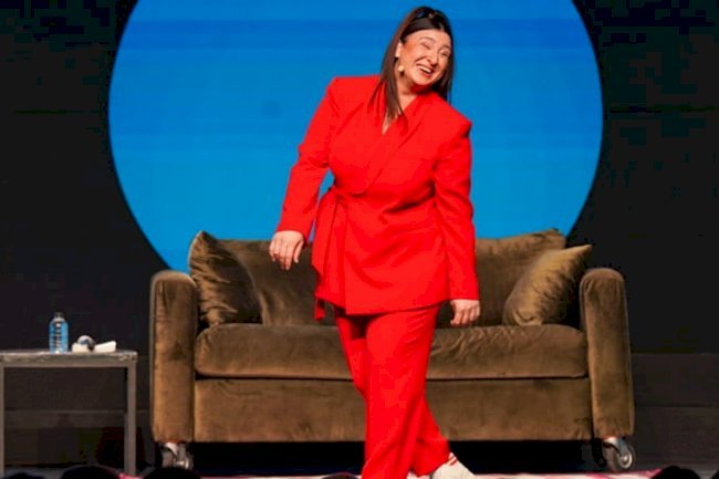 Yasemin Sakallıoğlu’ndan ‘Doğru Koca Nasıl Seçilir’ Gösterisine Duygusal Veda