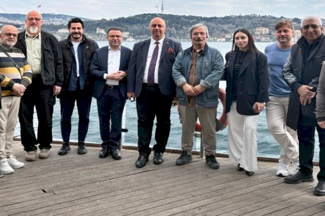 SANAT VE BASIN EL ELE: ÜSKÜDAR SANATLA BULUŞTU