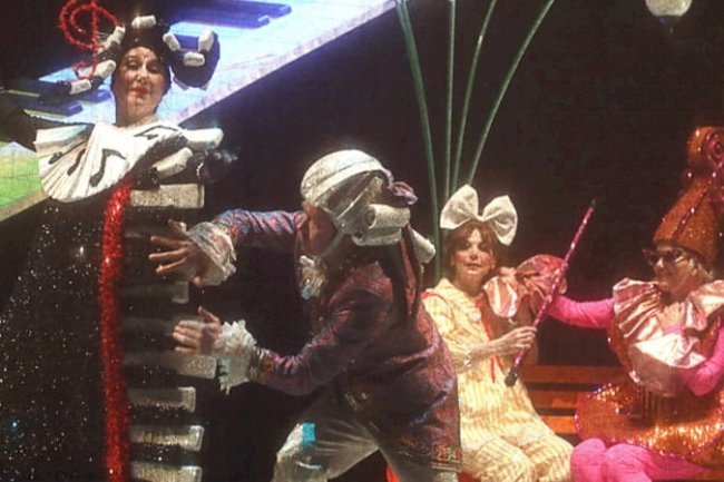 ŞEHİR TİYATROLARI “SESLER ÜLKESİ”OYUNUYLA KIBRIS’TA