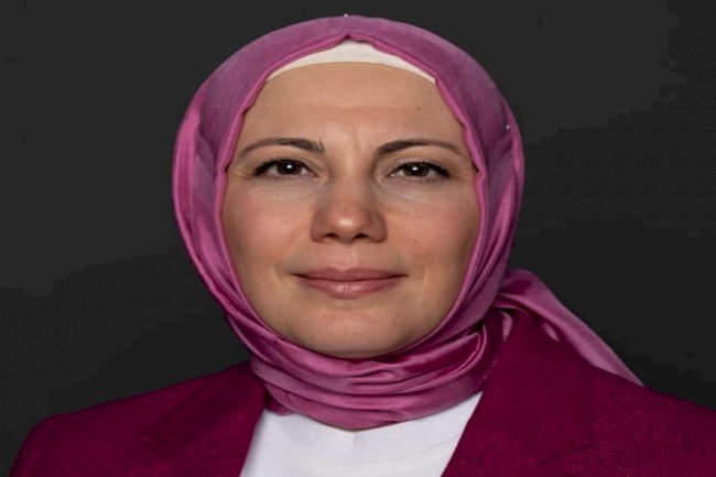 EKRANDAKİ MAFYA GÜZELLEMESİ OKULLARA İNDİ: "EKRAN DİYETİ ŞART"   