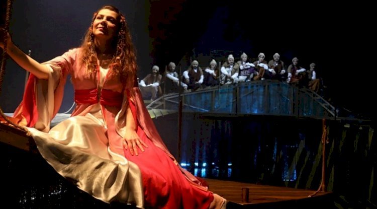 ŞEHİR TİYATROLARI AĞRI DAĞI EFSANESİ OYUNUYLA MACARİSTAN’DA