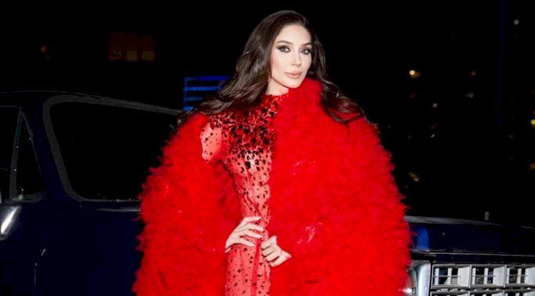 Ece Gürsel’den Akustik Sürpriz Hem Eğlendirdi Hem Hüzünlendirdi