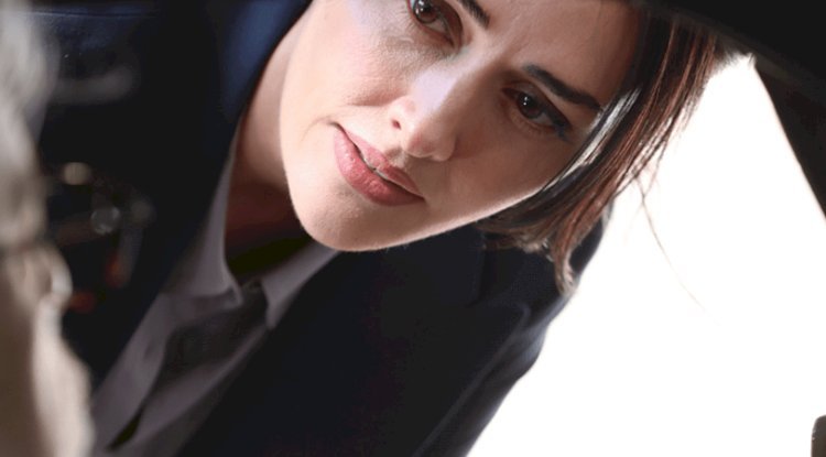 İşte Maestro’nun Pervin Reşat’ı