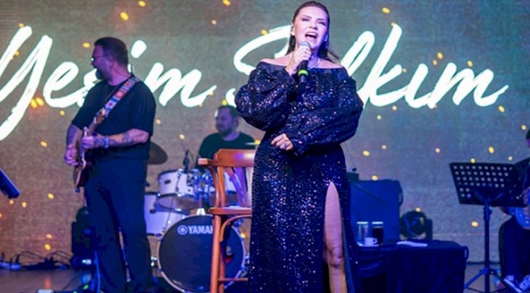 Yeşim Salkım’dan Unutulmaz Performans