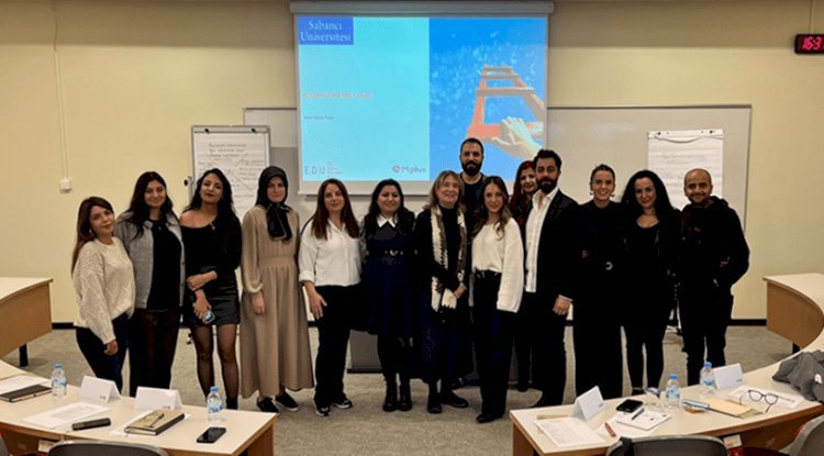 Mplus Academy mezunlarına ‘İş’te Kendin Kendini Yönetme Sanatı’eğitimi