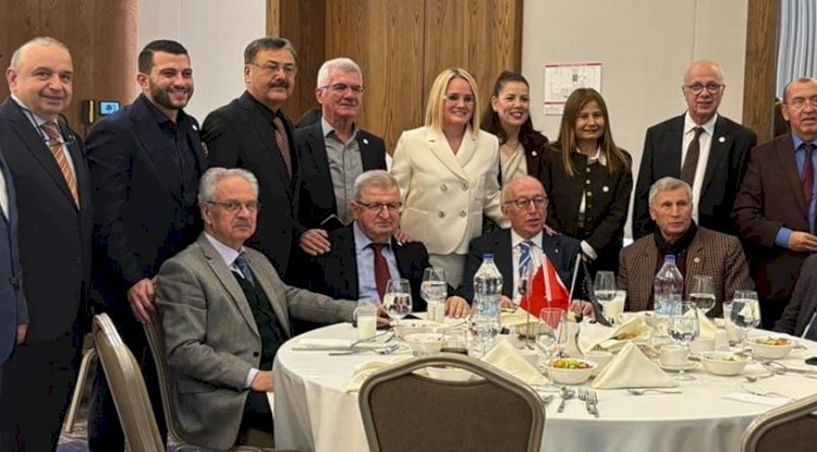 MADOST ‘Sevgi ve Dostluk Buluşmasında Ertuğrul Günay'ı Manisa’da Ağırladı