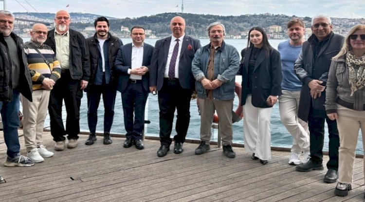 SANAT VE BASIN EL ELE: ÜSKÜDAR SANATLA BULUŞTU