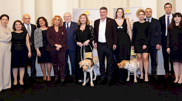 Rehber Köpekler Derneği’nden İlham Veren  İlkbahar Resepsiyonu