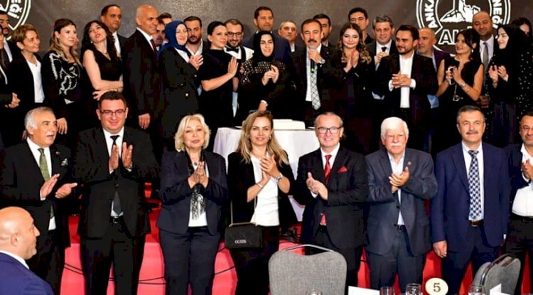 ANKARA'DA PRESTİJLİ BULUŞMA: DEĞER KATAN İSİMLER VEFA GECESİNDE BİR ARAYA GELDİ