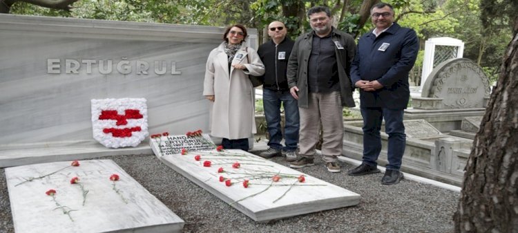 MUHSİN ERTUĞRUL KABRİ BAŞINDA ANILDI 
