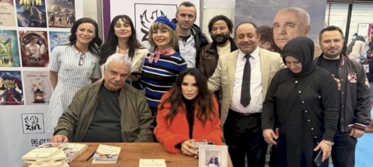 Ünlü İsimlerden İhsan Taş’a Destek: Kitaplar Tükendi, İmza Günü Erken Bitti