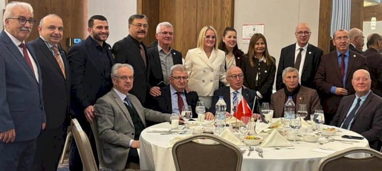 MADOST ‘Sevgi ve Dostluk Buluşmasında Ertuğrul Günay'ı Manisa’da Ağırladı