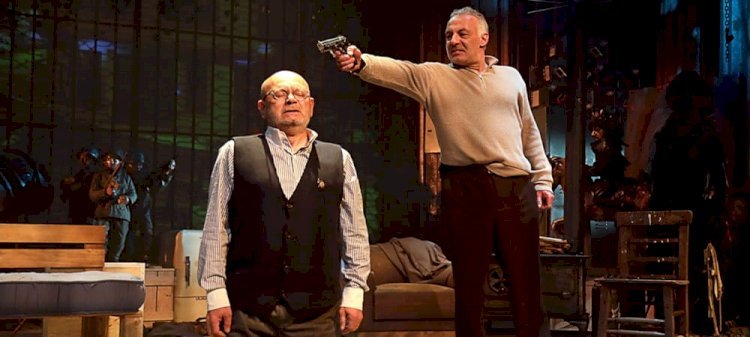 ŞEHRİN TİYATROSU “GEÇMİŞİN GÖLGESİ” OYUNUYLA ATAŞEHİR’DE