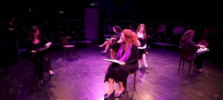 ŞEHİR TİYATROLARI SAHNELERİNDE KADINLARIN SESİ YÜKSELDİ