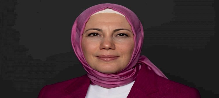 EKRANDAKİ MAFYA GÜZELLEMESİ OKULLARA İNDİ: "EKRAN DİYETİ ŞART"   